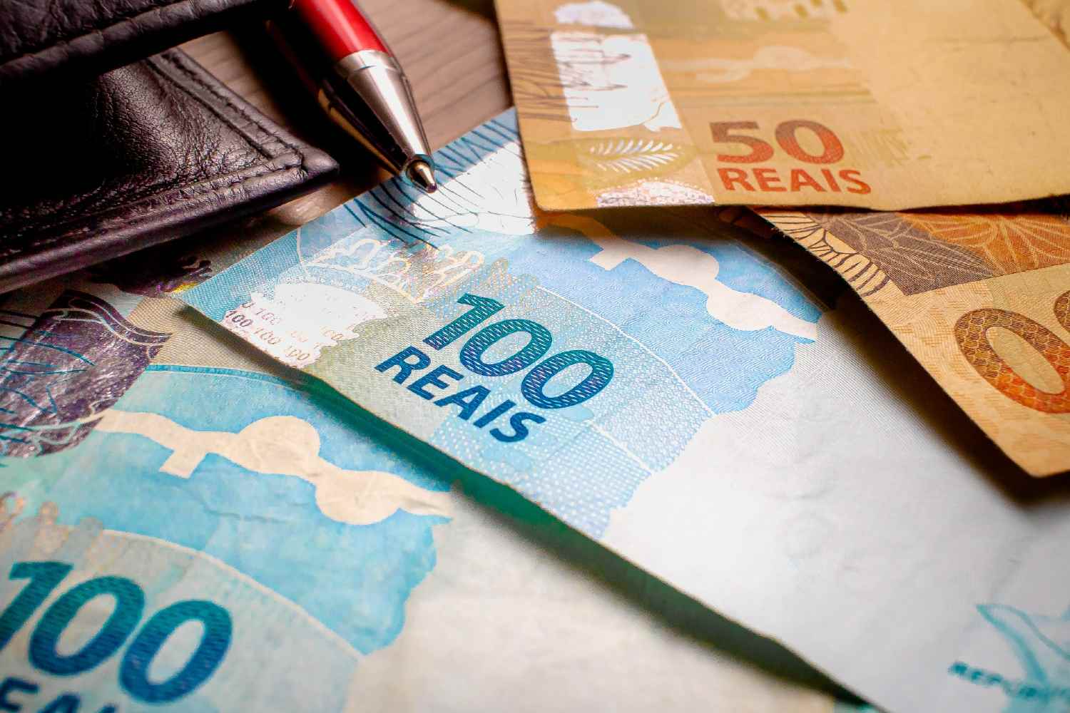 Rendimento do trabalhador no Piauí sobe para R$ 2.547, mas é o 2º menor do país